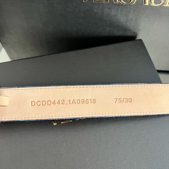 NEW VERSACE LA MEDUSA GOLD BUCKLE BAROCCO DENIM Leather Jean Belt 75/30 Medium - Picture 10 of 15